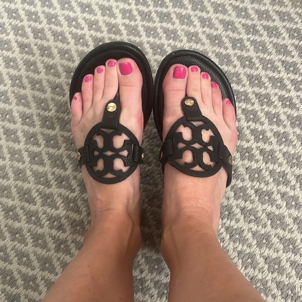 Tory Burch Black Milller Sandals Thongs Size 8